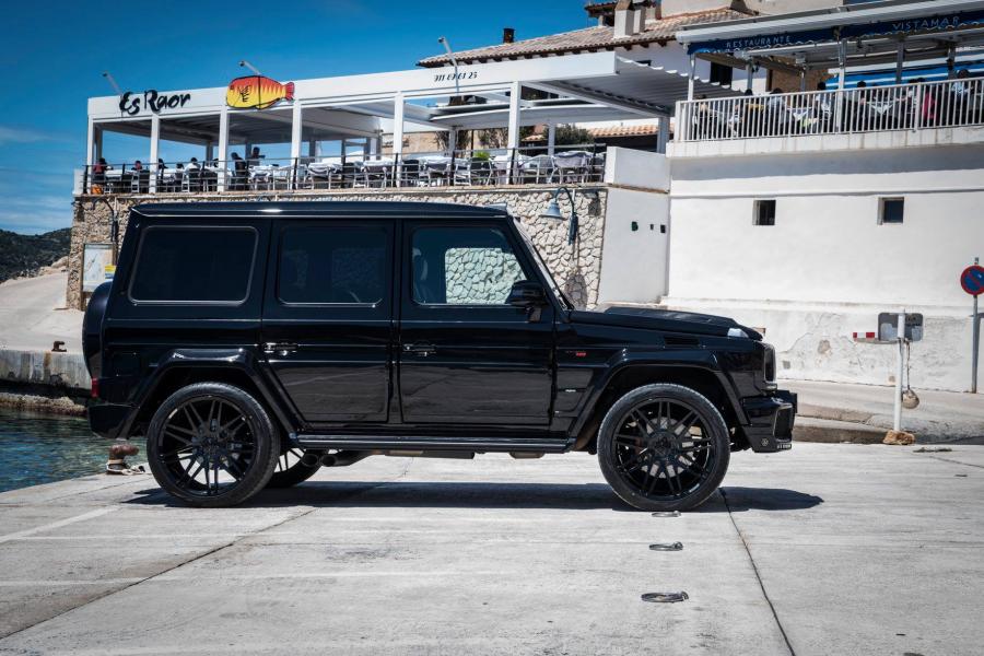 Mercedes-AMG G63 850 by Brabus 2017 года  (фото 22 из 27)